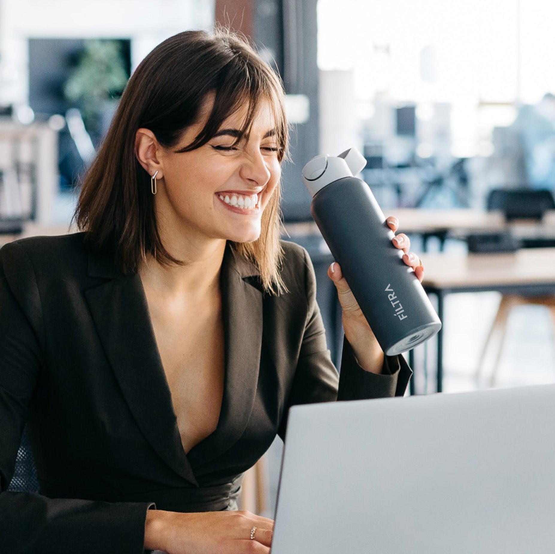 Hansel | Smart-Bottle™